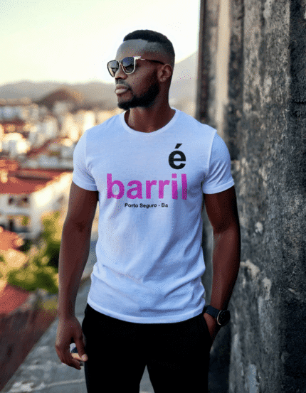 Camiseta “É Barril” – Linha Raízes do Nordeste